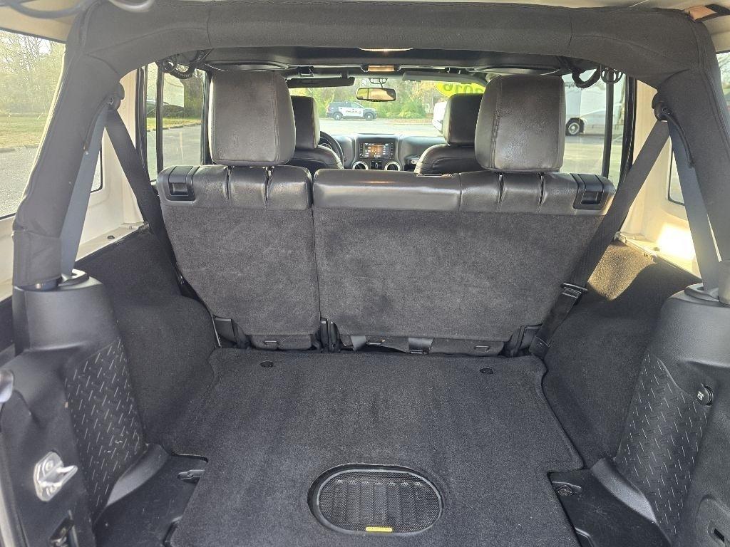 Jeep Wrangler Unlimited Unlimited Sahara 4WD 2016