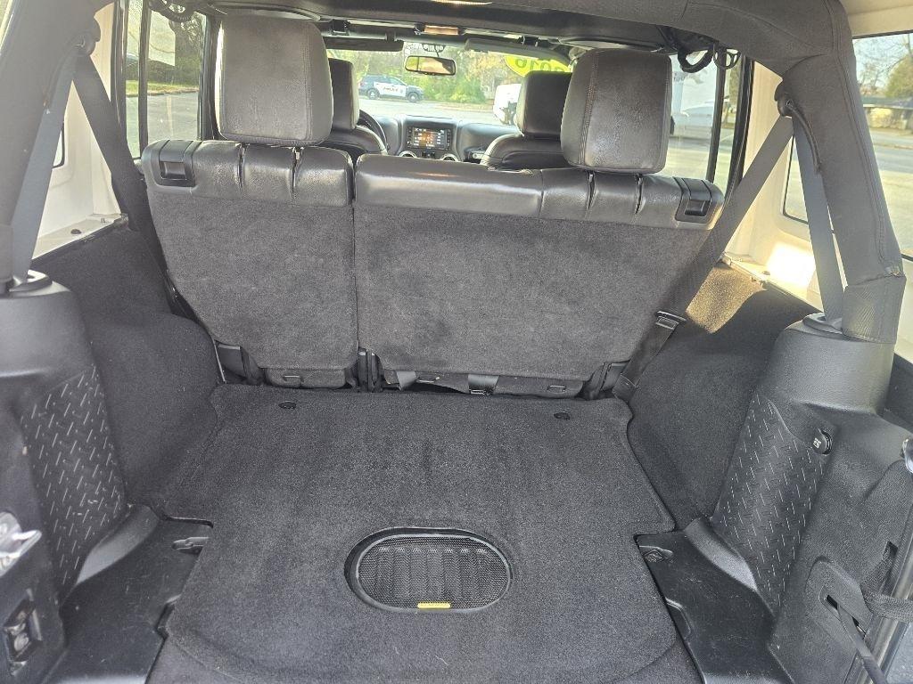 Jeep Wrangler Unlimited Unlimited Sahara 4WD 2016