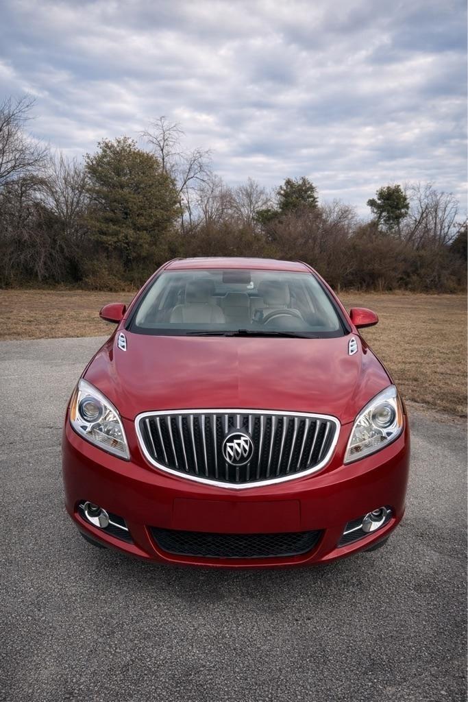 Buick Verano Base 2013
