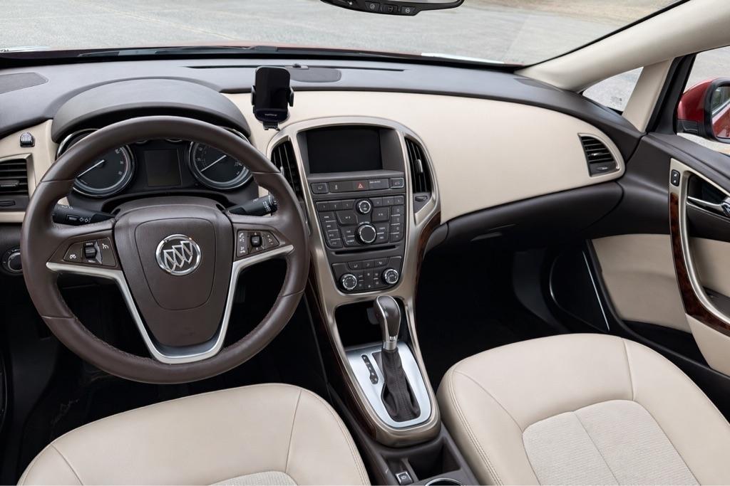 Buick Verano Base 2013