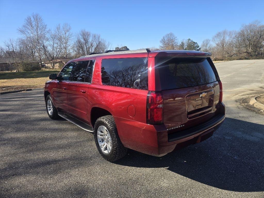 Chevrolet Suburban LT 4WD 2019