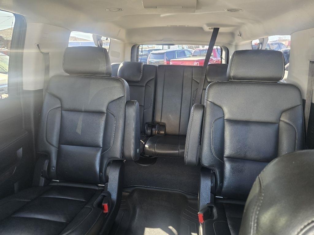 Chevrolet Suburban LT 4WD 2019