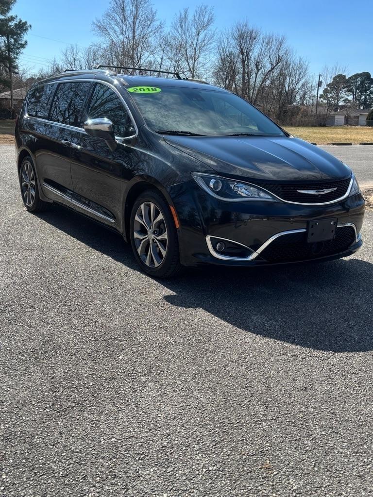 Chrysler Pacifica Limited 2018
