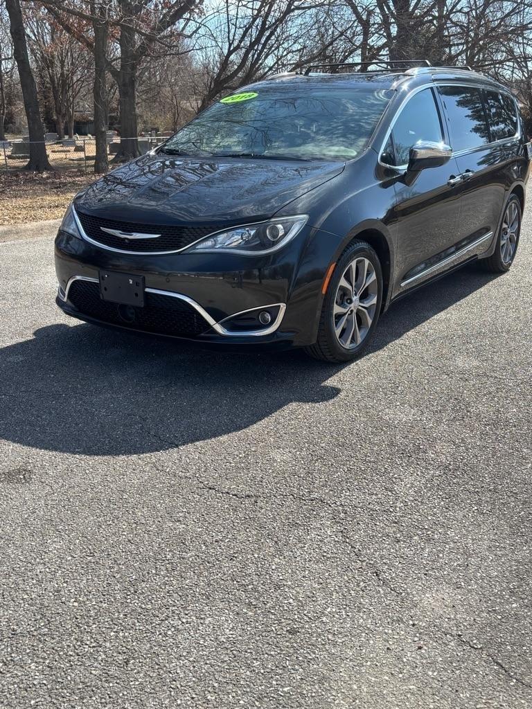 Chrysler Pacifica Limited 2018