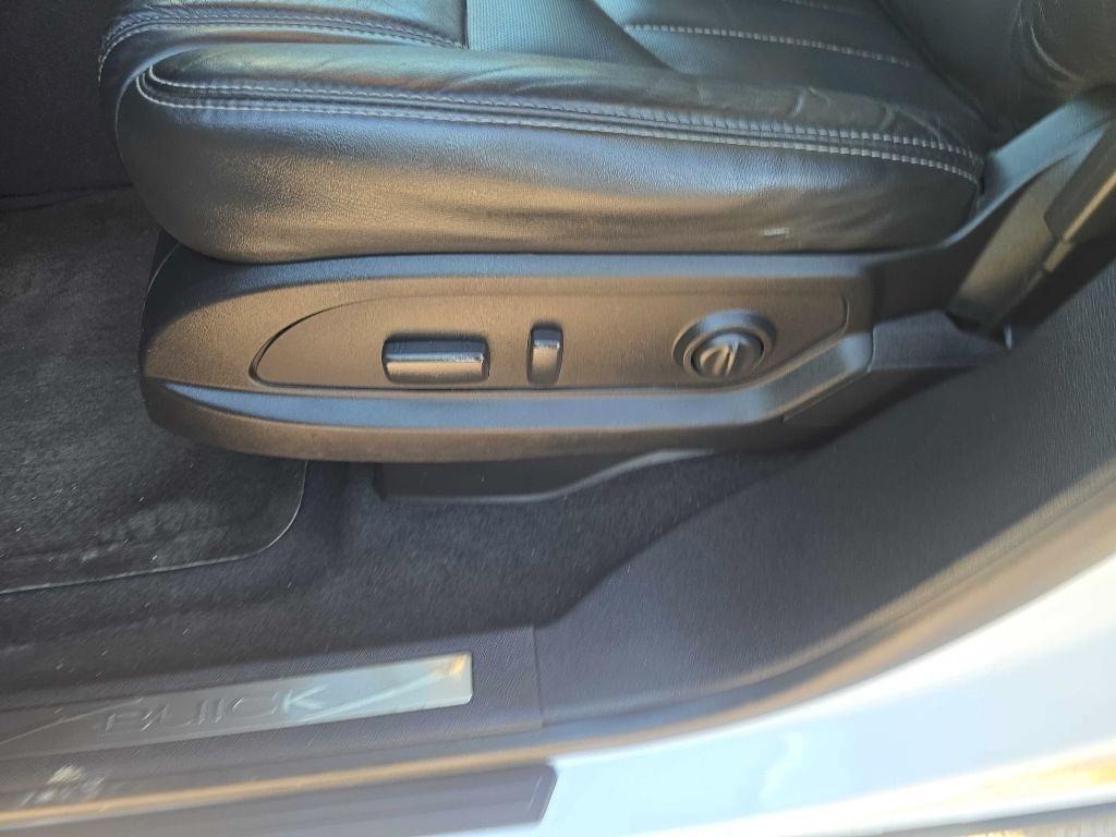 Buick Enclave Leather FWD 2017