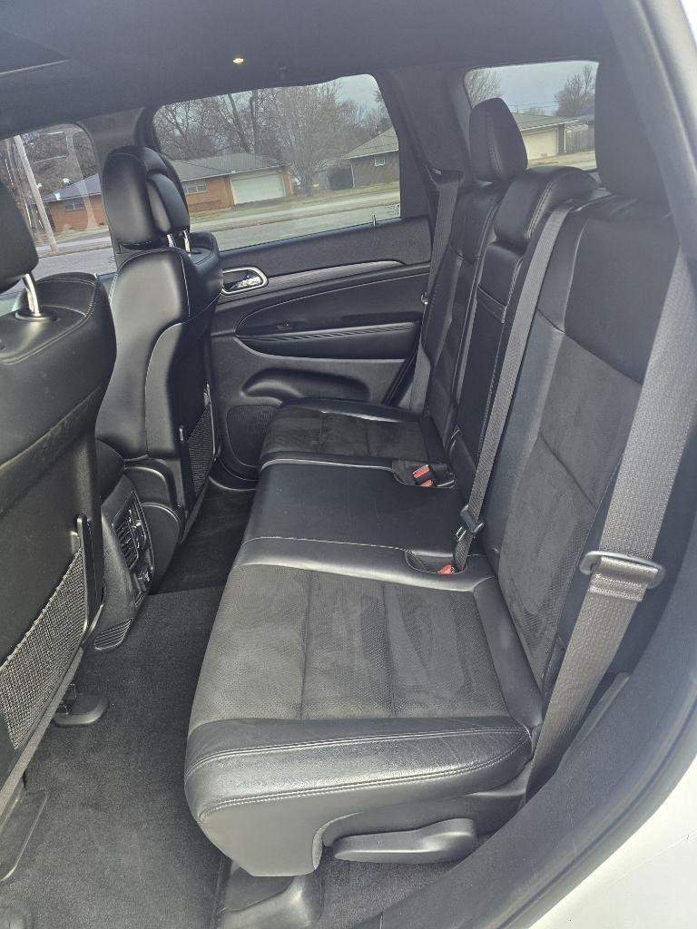 Jeep Grand Cherokee Laredo 2WD 2019