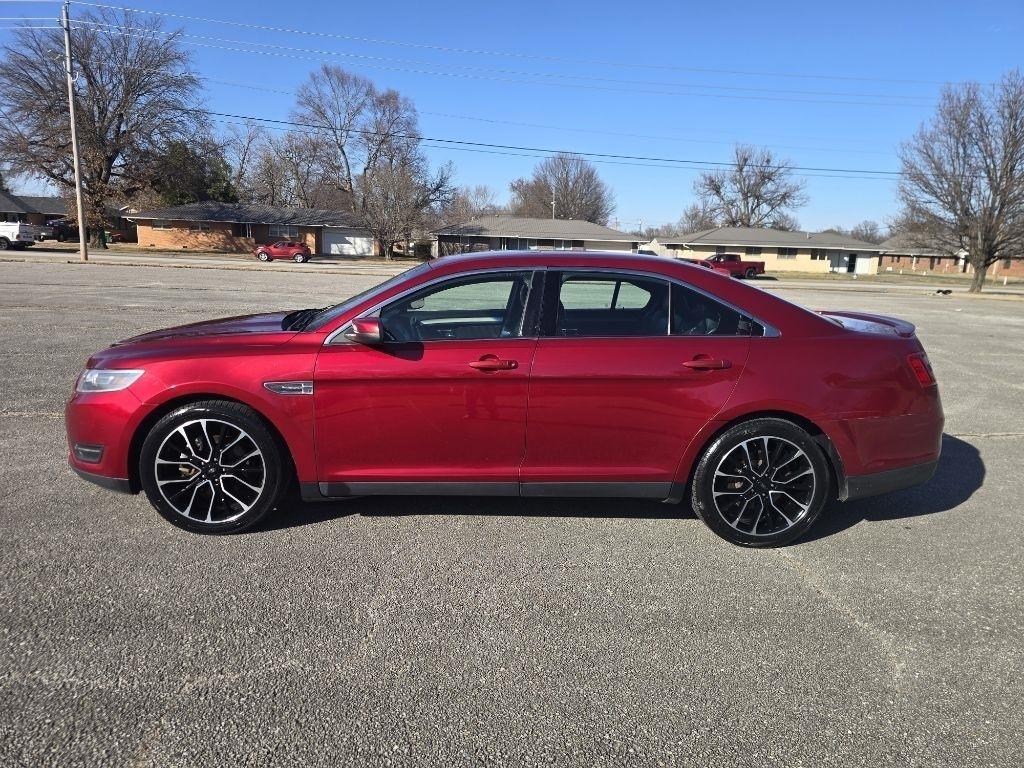 Ford Taurus SEL FWD 2018