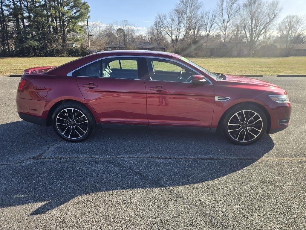 Ford Taurus SEL FWD 2018