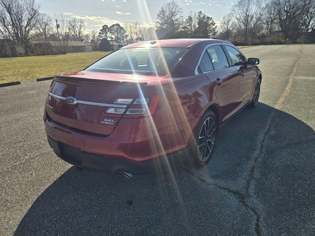 Ford Taurus SEL FWD 2018