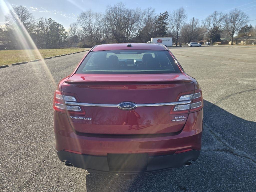 Ford Taurus SEL FWD 2018