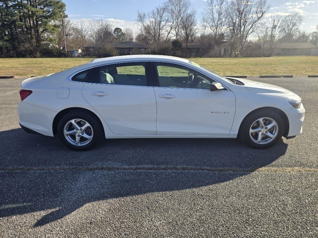 Chevrolet Malibu LS 2017