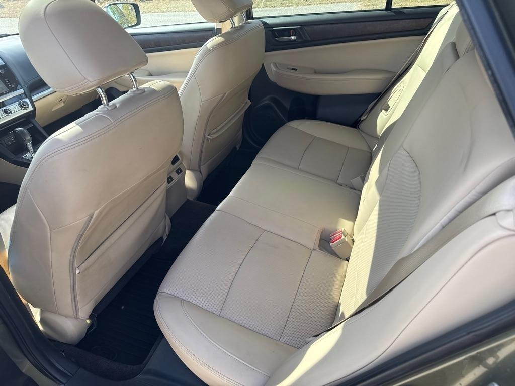 Subaru Outback 2.5i Limited 2015