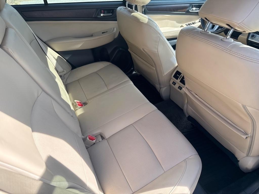 Subaru Outback 2.5i Limited 2015