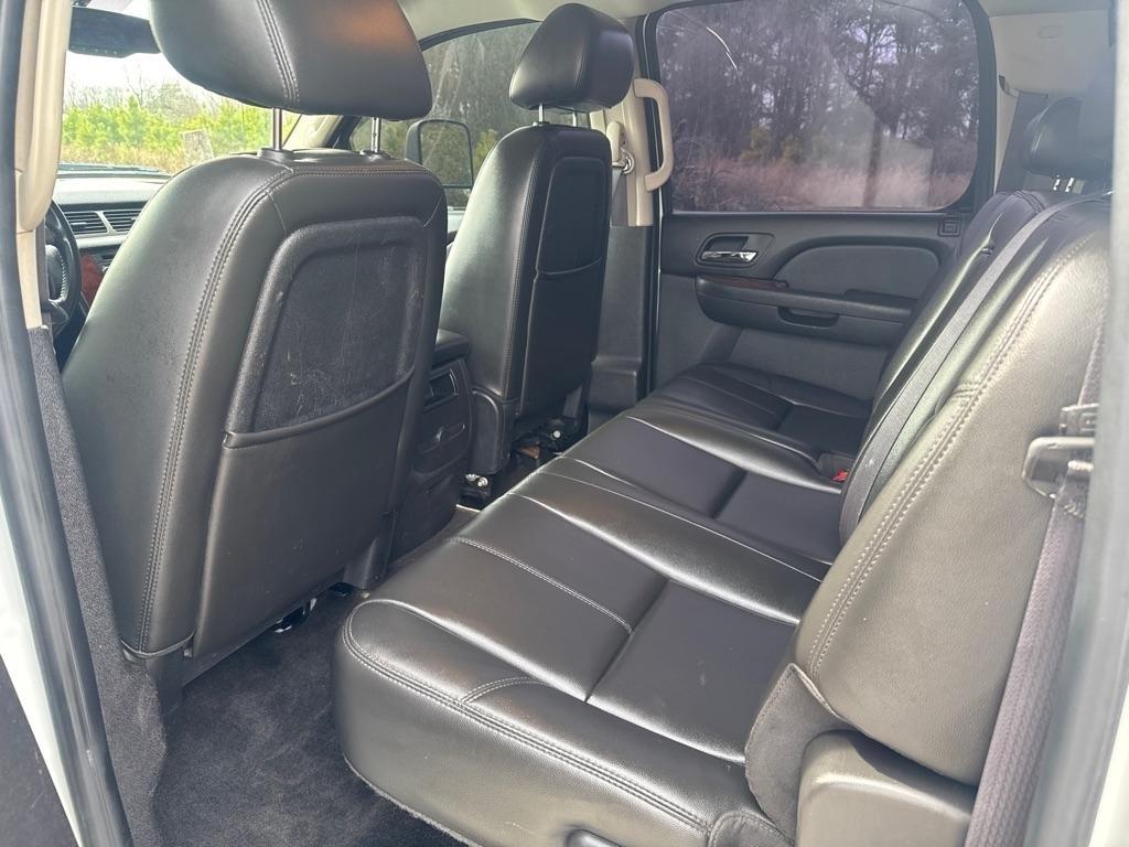 Chevrolet Silverado 3500HD LTZ Crew Cab  4WD 2011