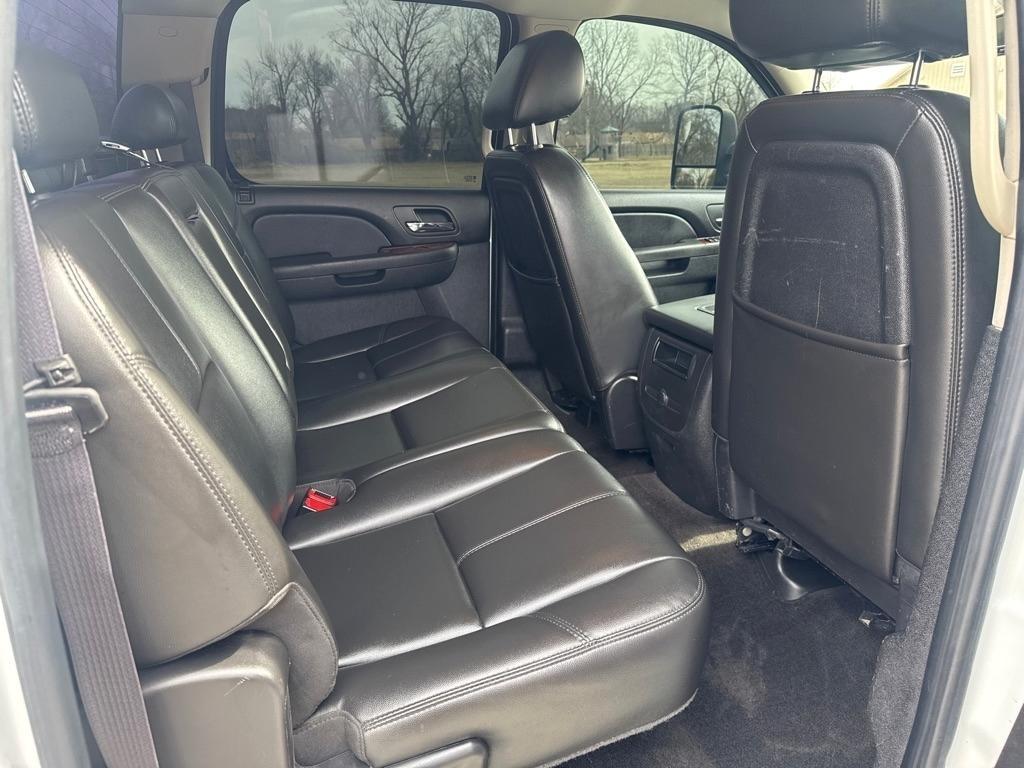 Chevrolet Silverado 3500HD LTZ Crew Cab  4WD 2011