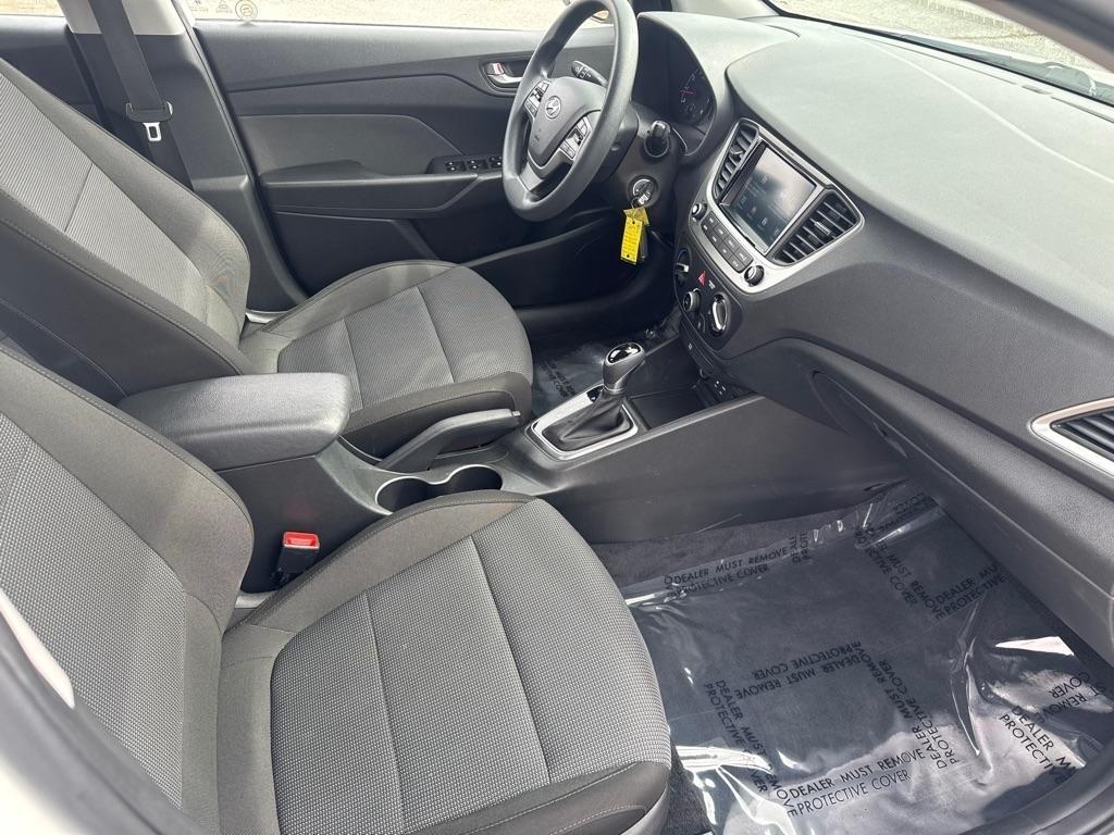 Hyundai Accent SEL 4-Door 6A 2018