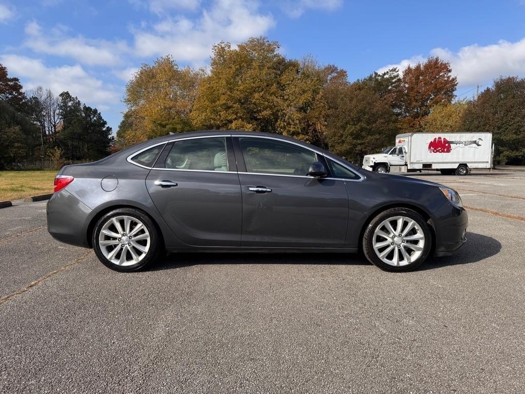 Buick Verano Convenience 2012