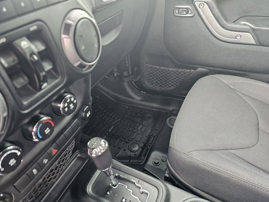 Jeep Wrangler JK Unlimited Sport 4WD 2018