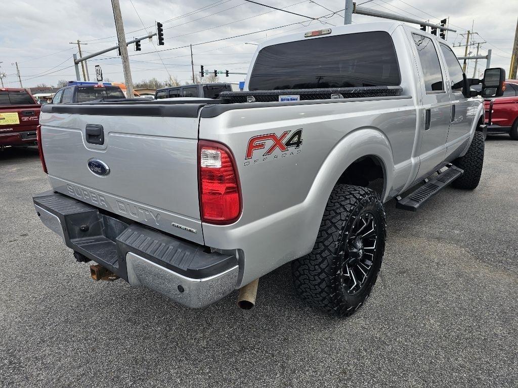 Ford Super Duty F-250 SRW Lariat Crew Cab 4WD 2016