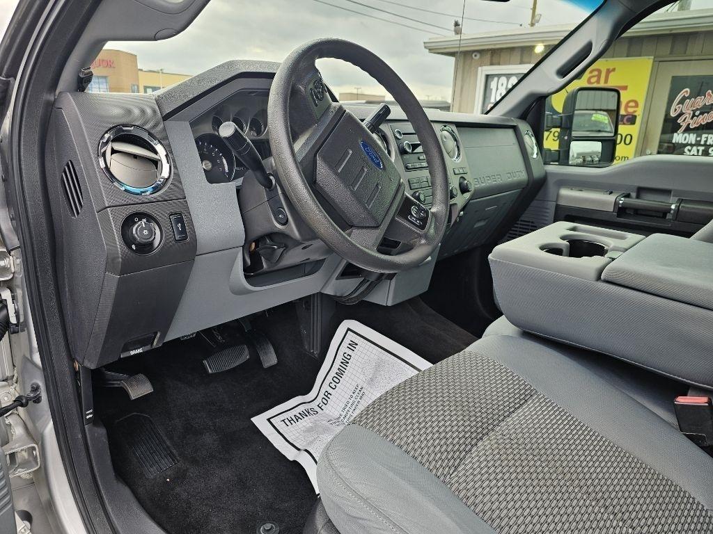 Ford Super Duty F-250 SRW Lariat Crew Cab 4WD 2016