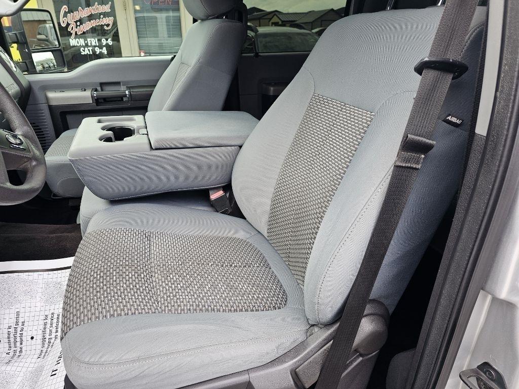 Ford Super Duty F-250 SRW Lariat Crew Cab 4WD 2016