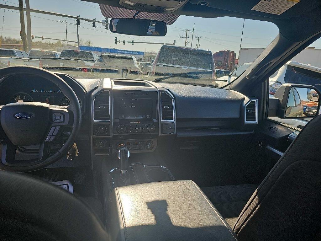 Ford F-150 XLT SuperCrew 5.5-ft. Bed 4WD 2016