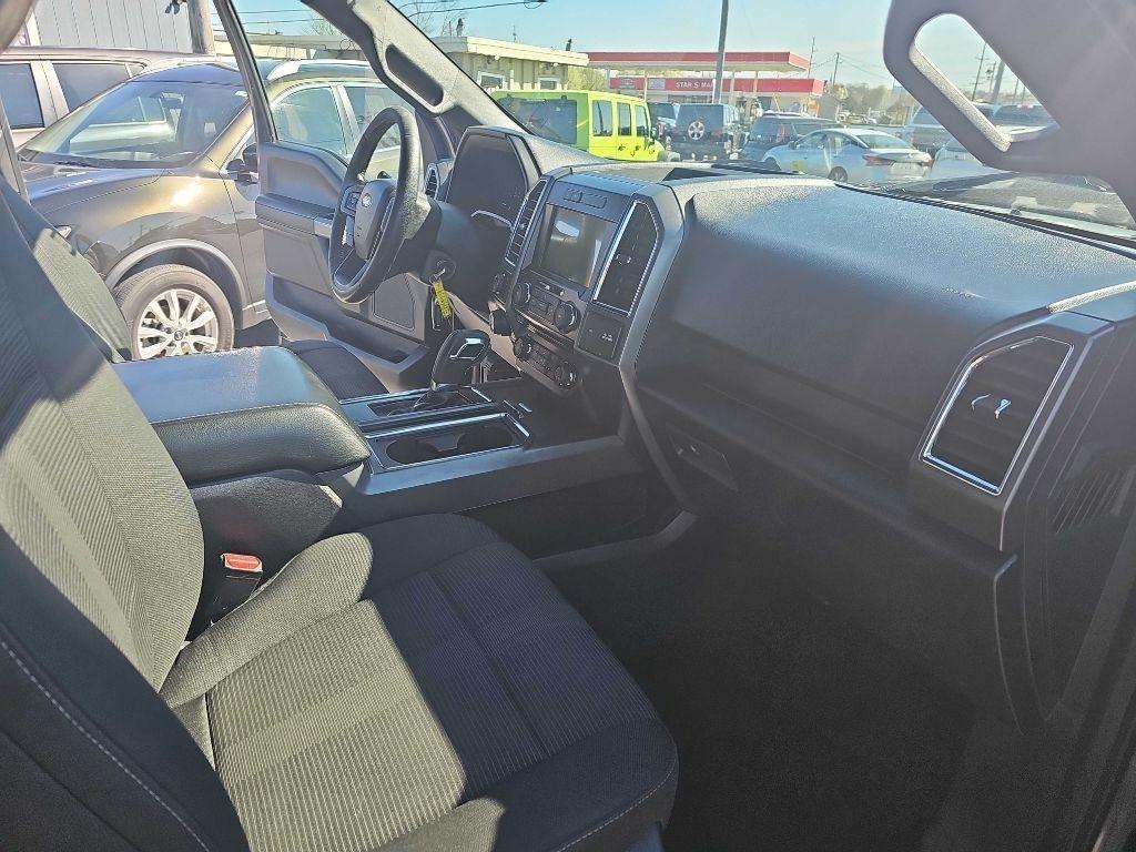 Ford F-150 XLT SuperCrew 5.5-ft. Bed 4WD 2016