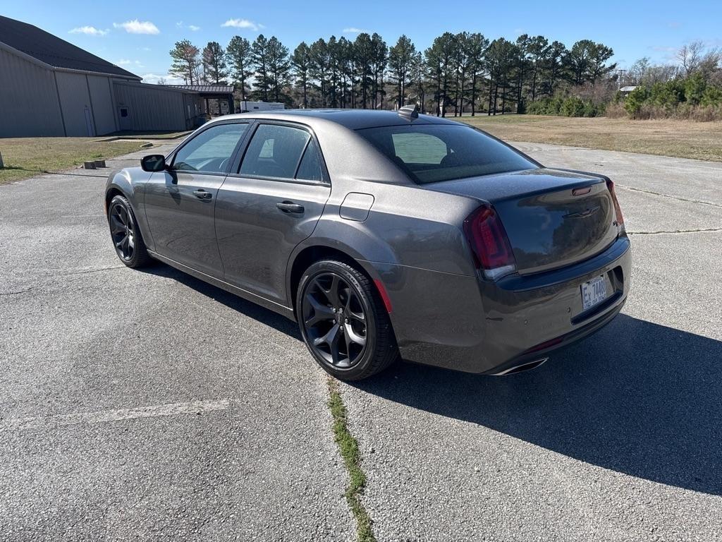 Chrysler 300 S V6 2023