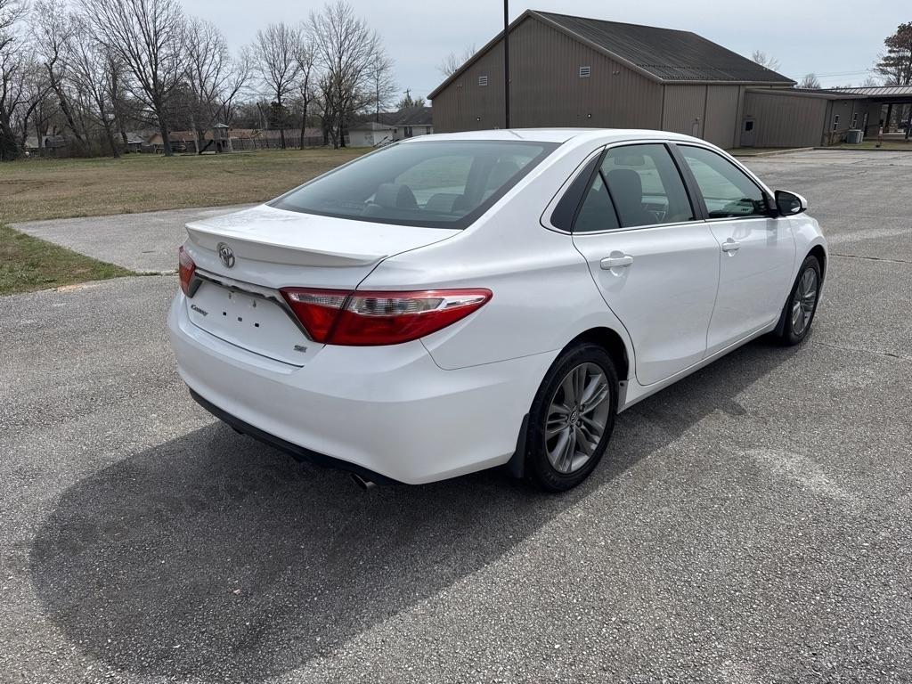 Toyota Camry XLE 2016