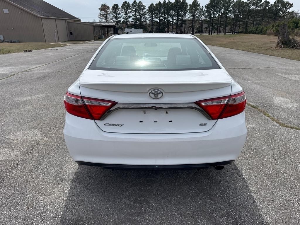 Toyota Camry XLE 2016