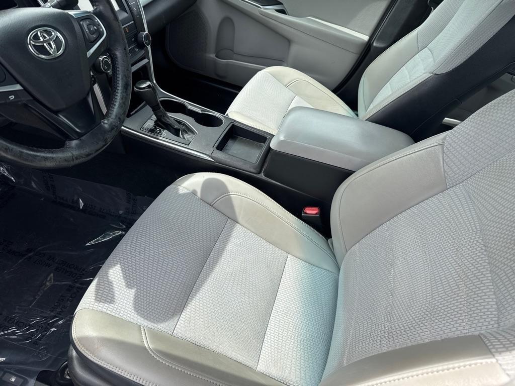 Toyota Camry XLE 2016