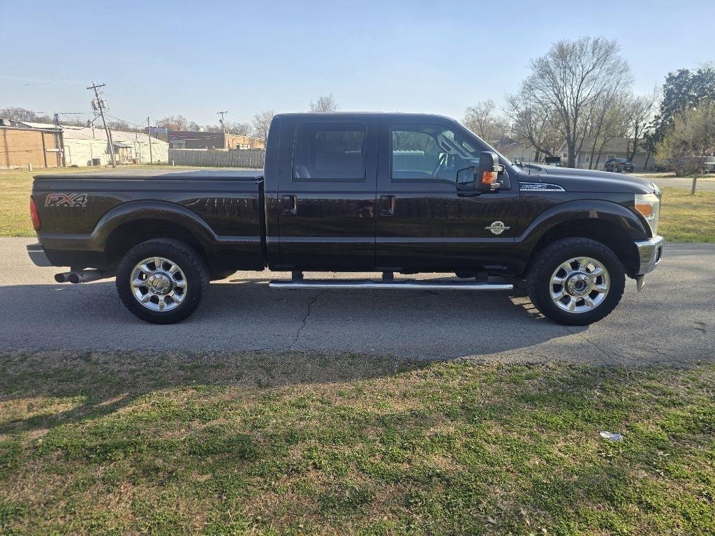 Ford Super Duty F-250 SRW XL Crew Cab 4WD 2013