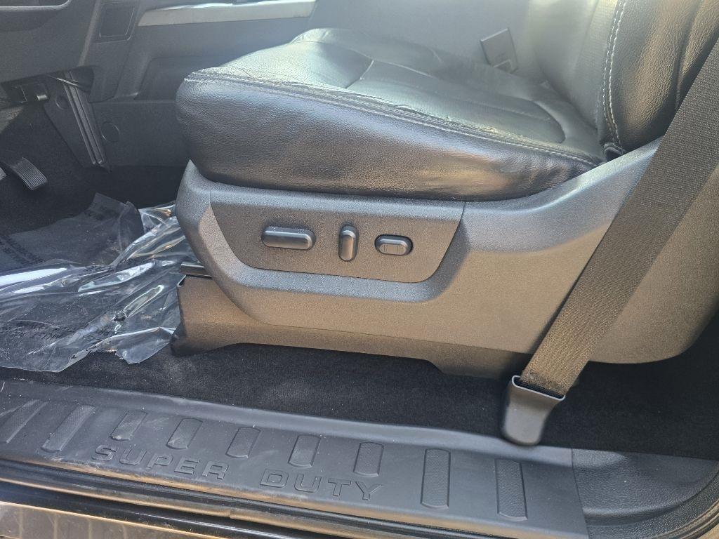 Ford Super Duty F-250 SRW XL Crew Cab 4WD 2013