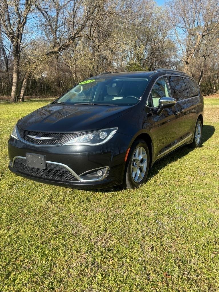 Chrysler Pacifica Limited 2020