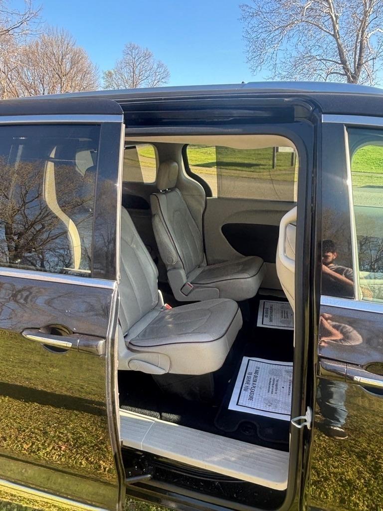 Chrysler Pacifica Limited 2020