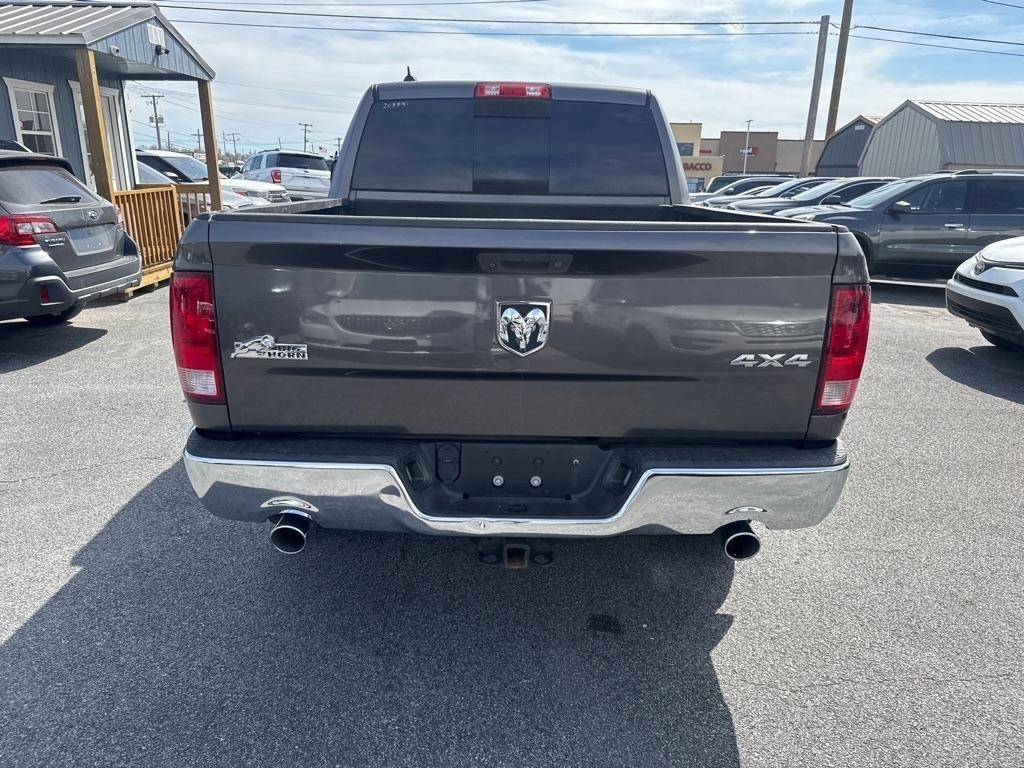 RAM 1500 SLT Crew Cab SWB 4WD 2015