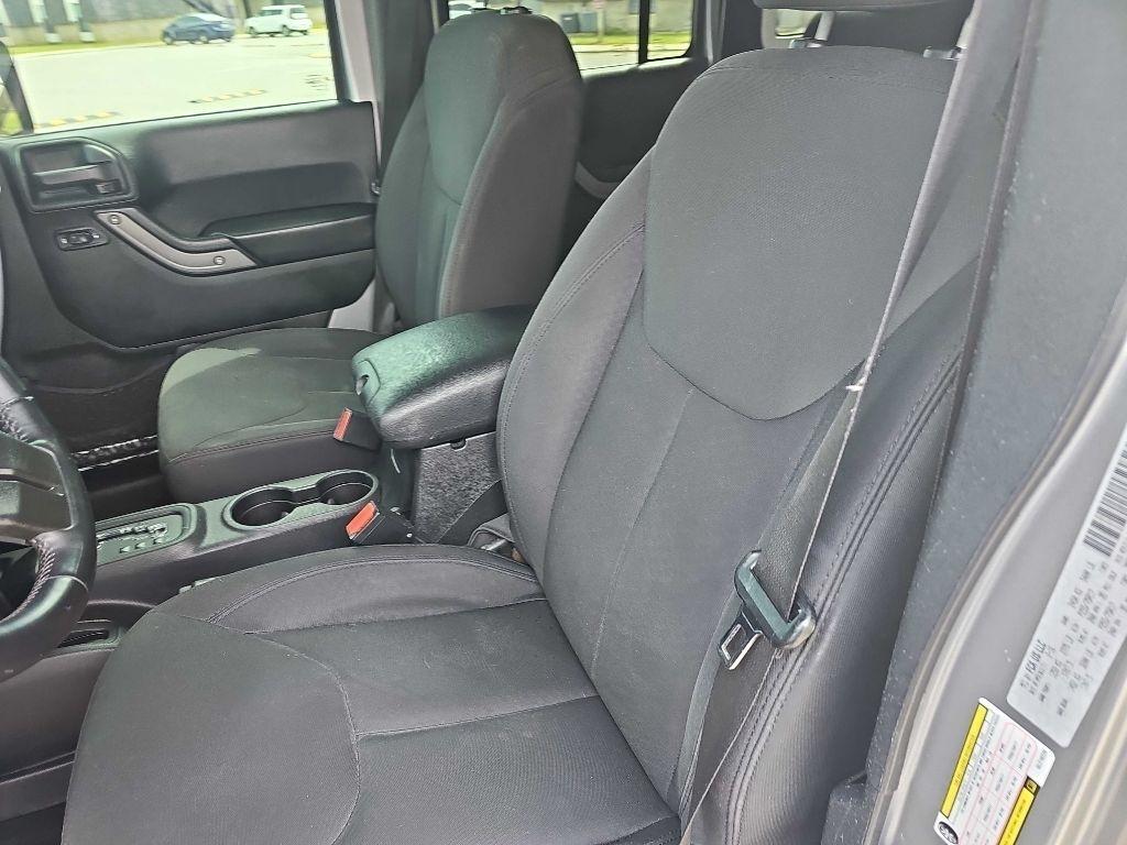 Jeep Wrangler Unlimited Unlimited Sport 4WD 2016