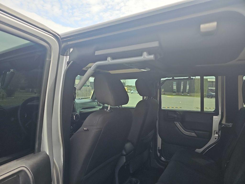 Jeep Wrangler Unlimited Unlimited Sport 4WD 2016