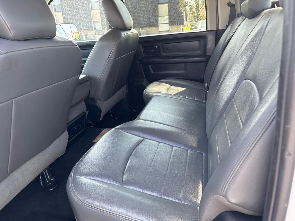 RAM 2500 Tradesman Crew Cab SWB 4WD 2017