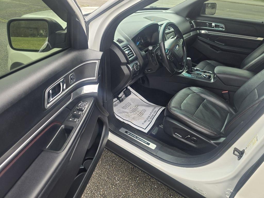 Ford Explorer Sport 4WD 2017