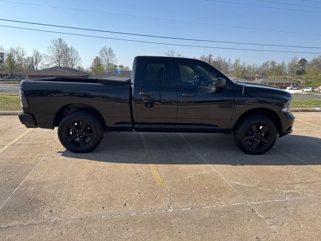 RAM 1500 Tradesman Quad Cab 4WD 2018