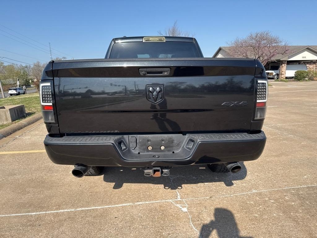 RAM 1500 Tradesman Quad Cab 4WD 2018