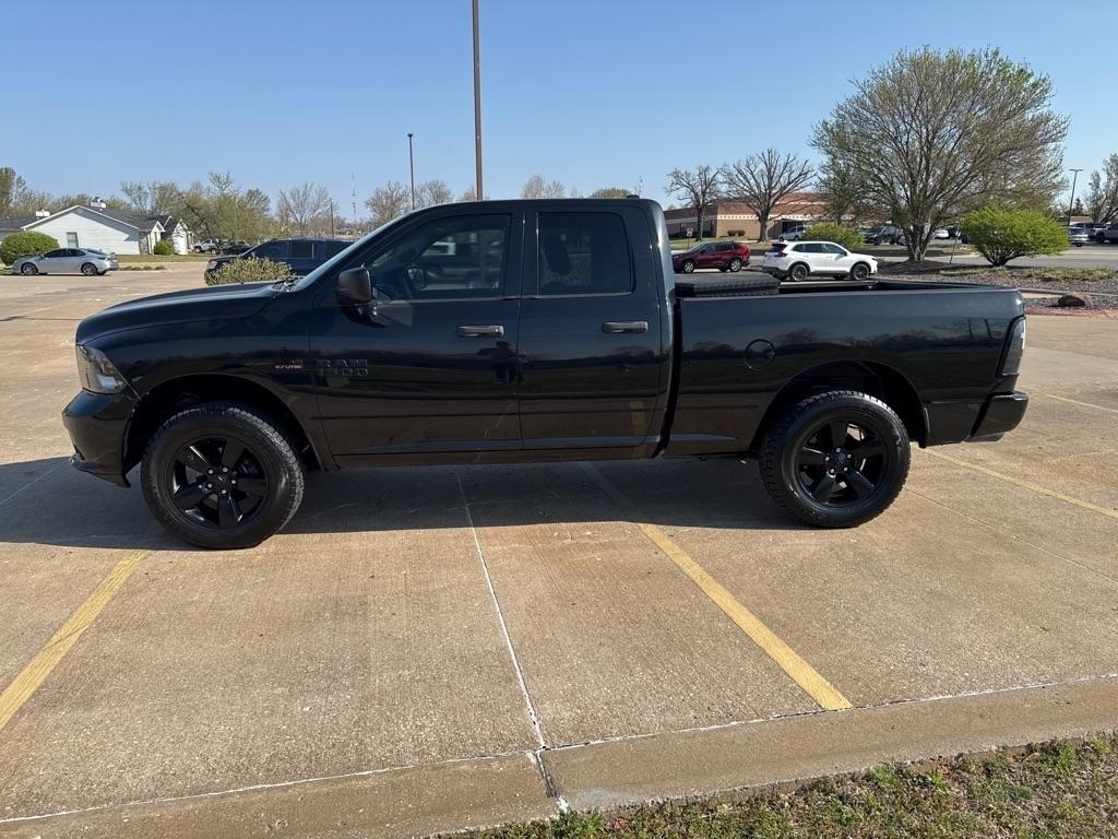 RAM 1500 Tradesman Quad Cab 4WD 2018