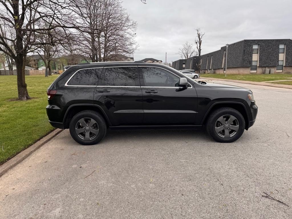 Jeep Grand Cherokee Laredo 4WD 2013