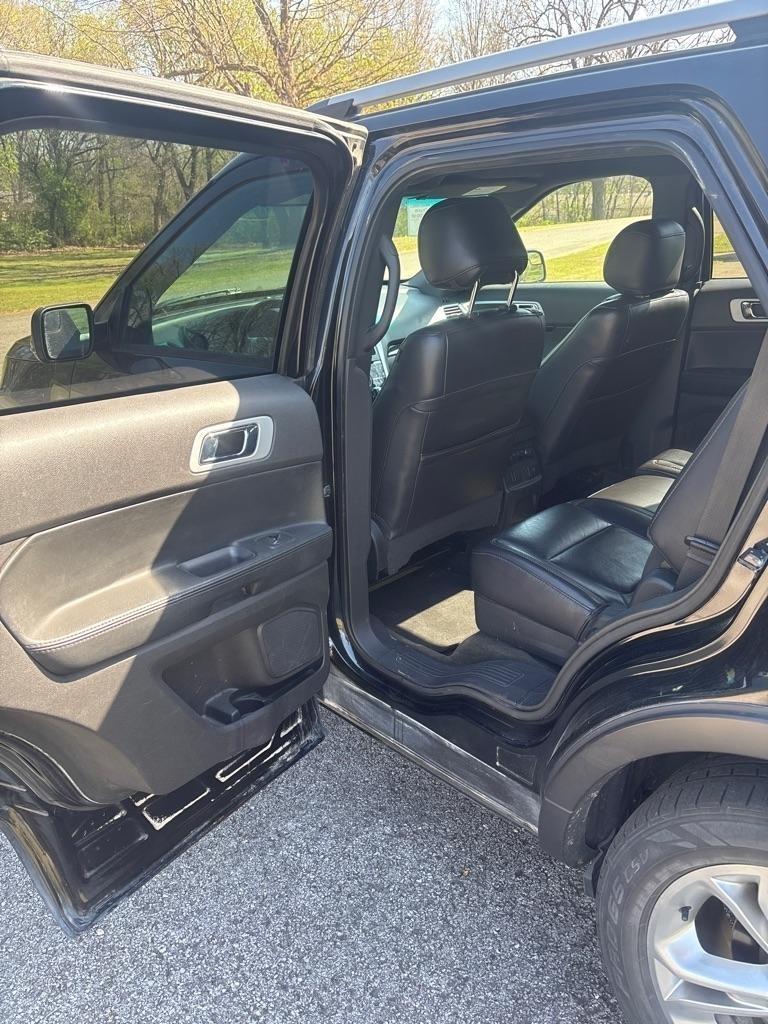 Ford Explorer Limited FWD 2013