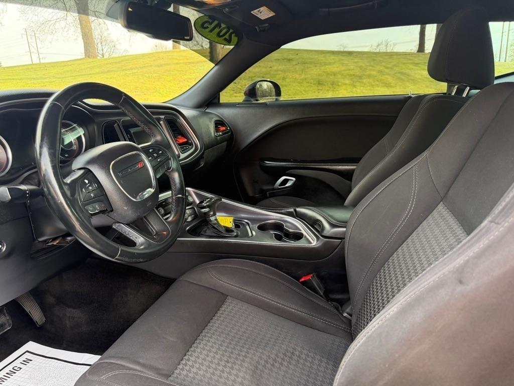 Dodge Challenger SXT 2015