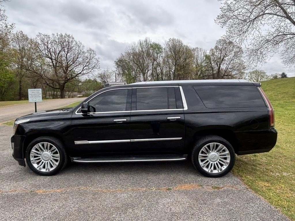 Cadillac Escalade ESV Platinum 4WD 2015