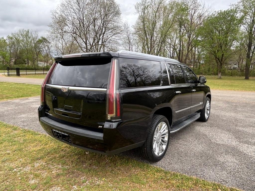 Cadillac Escalade ESV Platinum 4WD 2015