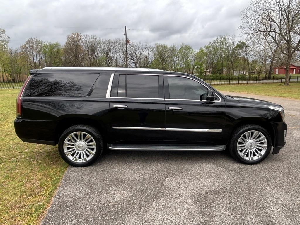 Cadillac Escalade ESV Platinum 4WD 2015