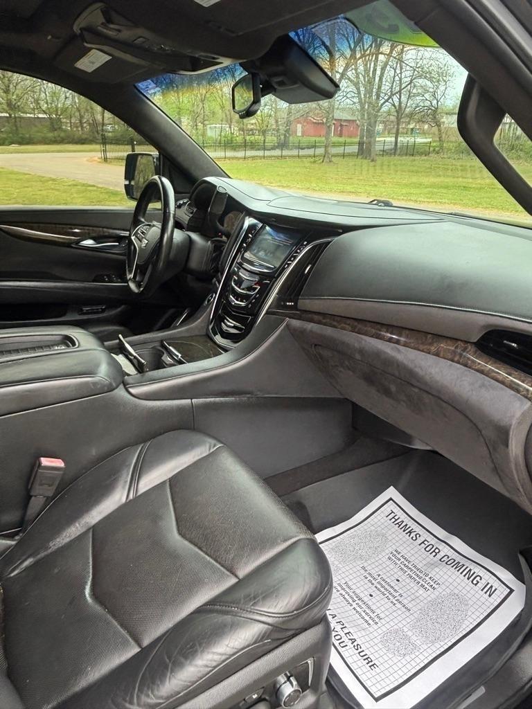 Cadillac Escalade ESV Platinum 4WD 2015